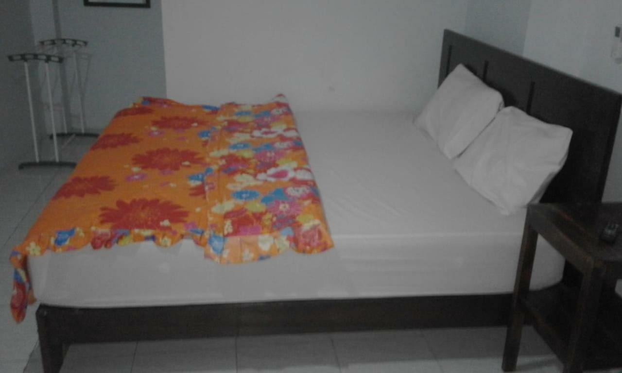 Tanjung Inn Wonosari Екстер'єр фото